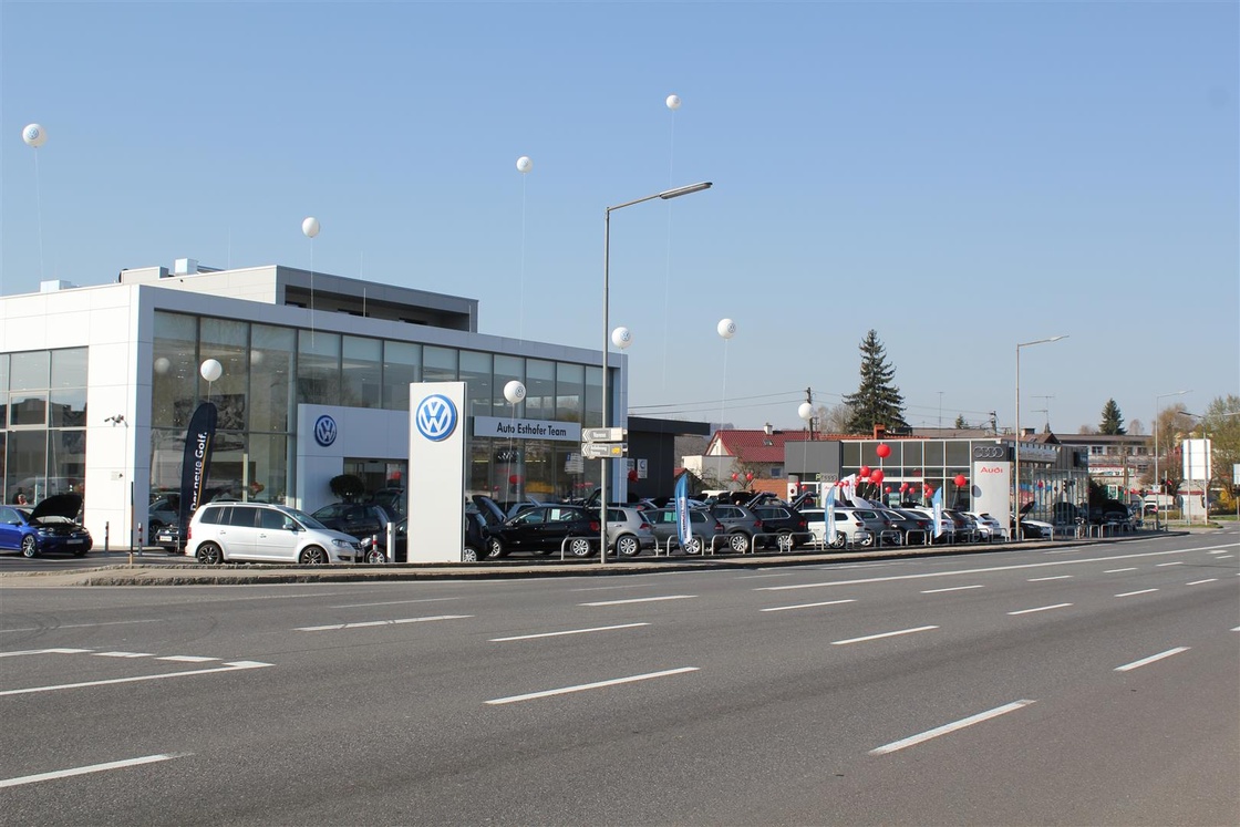 Eröffnung Auto Esthofer Team, Vöcklabruck - 1.4.2017, Teil 1