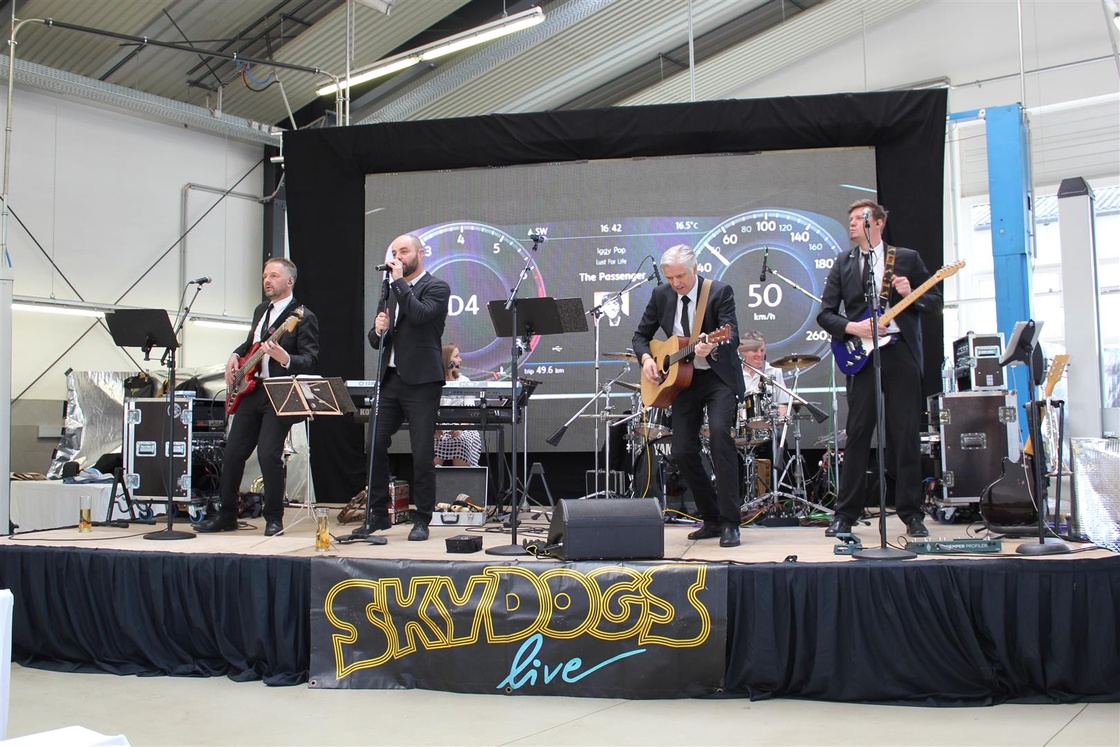 Eröffnung Auto Esthofer Team, Vöcklabruck - 1.4.2017, Teil 1